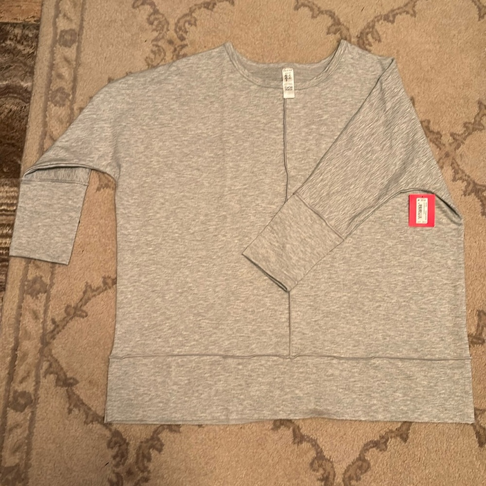 NWT Medium Spanx dolman sweatshirt